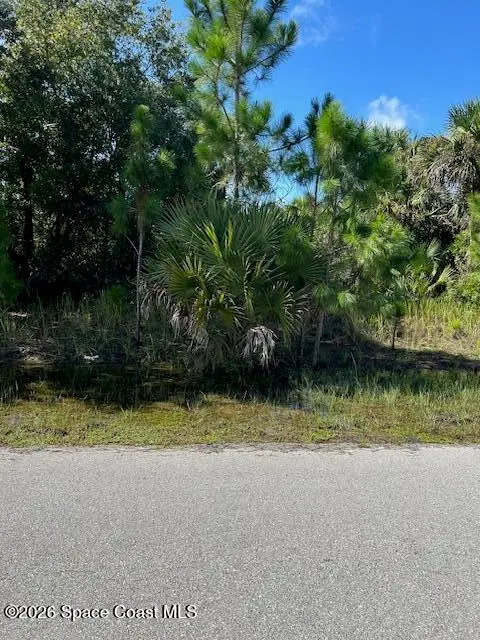 474 Gantry Street Sw, Palm Bay, FL 32908
