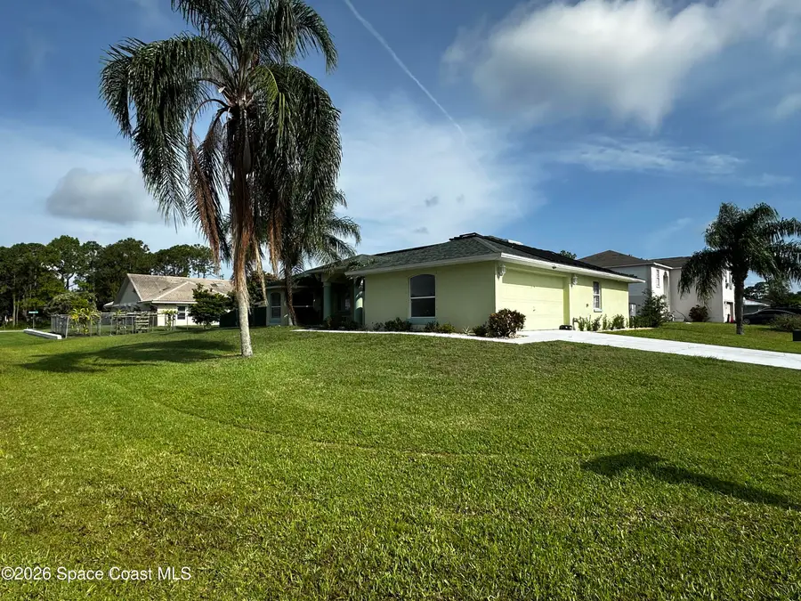 283 Umber Street Nw, Palm Bay, FL 32907 - #2
