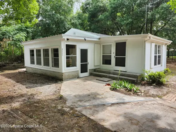 3585 Aurantia Road, Mims, FL 32754