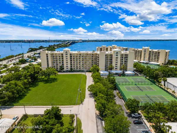 134 Starboard Lane #402, Merritt Island, FL 32953