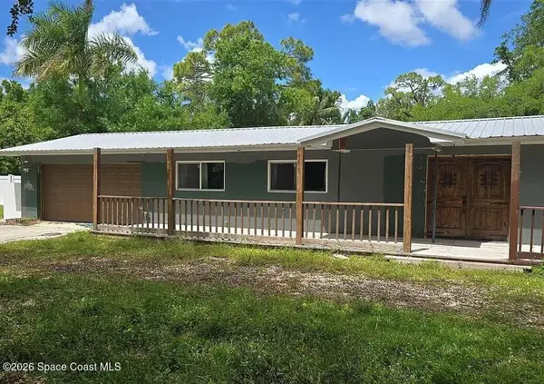 52 W North Shore Avenue, North Fort Myers, FL 33917