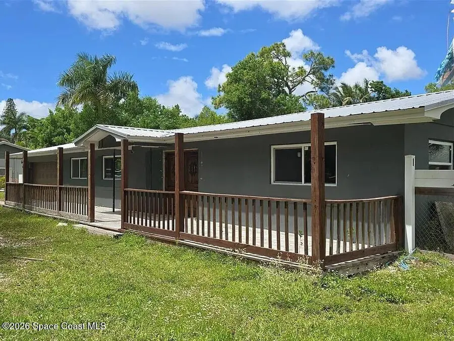 52 W North Shore Avenue, North Fort Myers, FL 33917 - #3