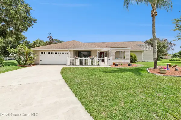 1334 Cherry Hills Road Ne, Palm Bay, FL 32905