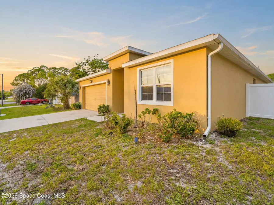 104 Carmelite Avenue Nw, Palm Bay, FL 32907 - #3
