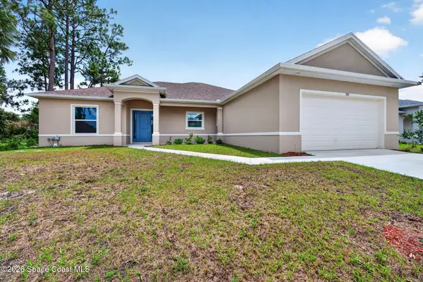 766 Starland Street Se, Palm Bay, FL 32909
