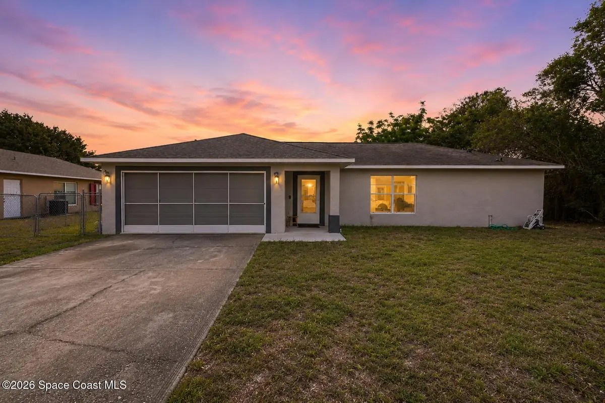704 Prospect Avenue, Cocoa, FL 32922 - #1