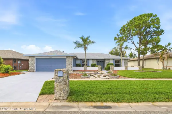 2015 Bottlebrush Drive, Melbourne, FL 32935