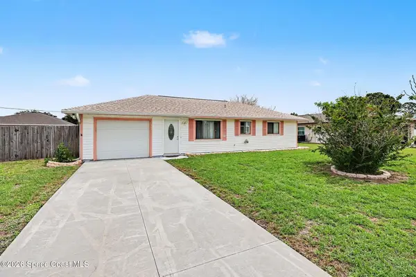 571 Firestone Street Ne, Palm Bay, FL 32907