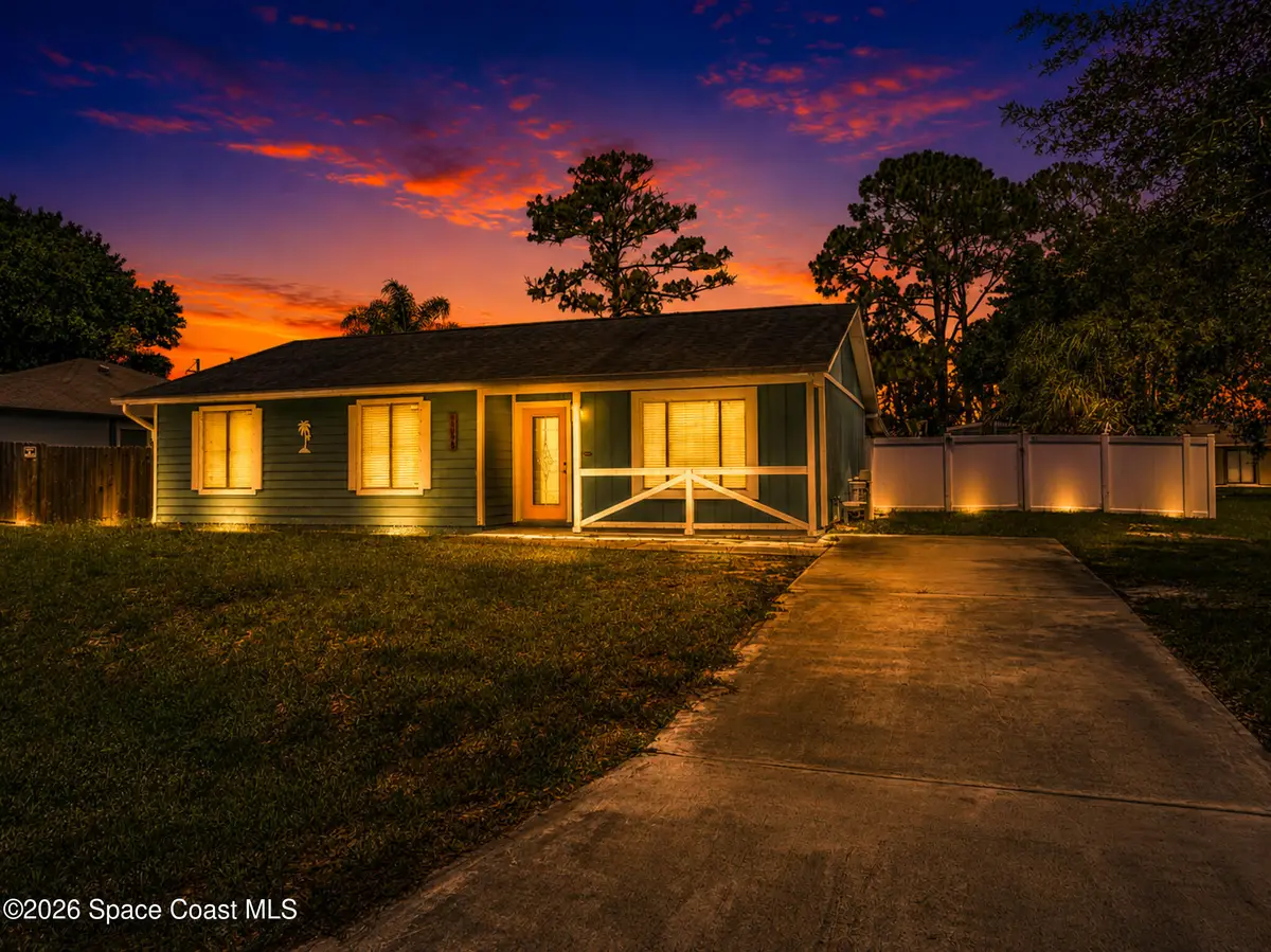 1385 Gillott Street Nw, Palm Bay, FL 32907 - #1