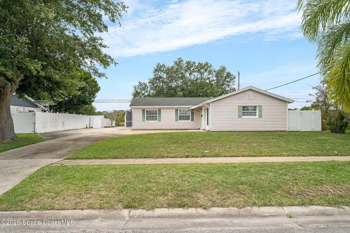 586 Louvre Drive, Melbourne, FL 32935 - #1