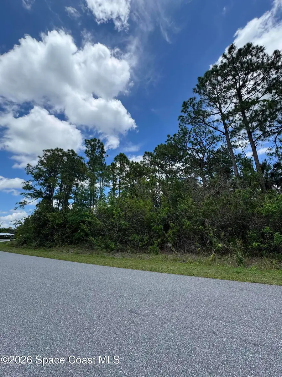 1872 Red Bud Circle Nw, Palm Bay, FL 32907 - #2
