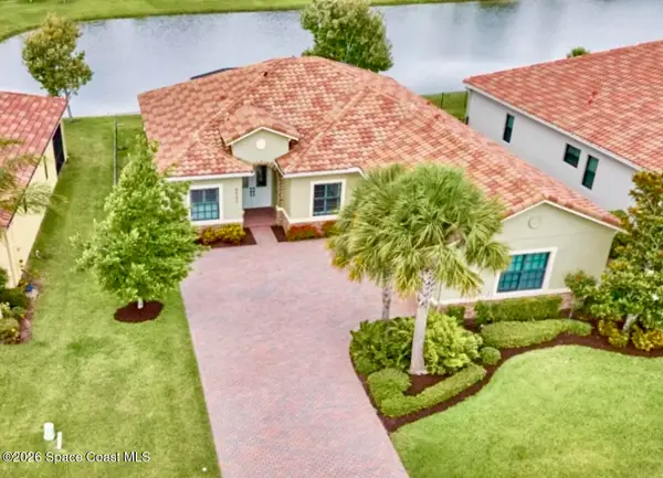 5523 49th Avenue, Vero Beach, FL 32967
