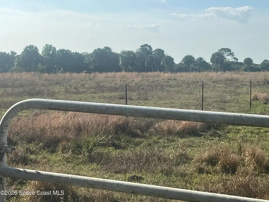 15155 109th Street, Fellsmere, FL 32948 - #2