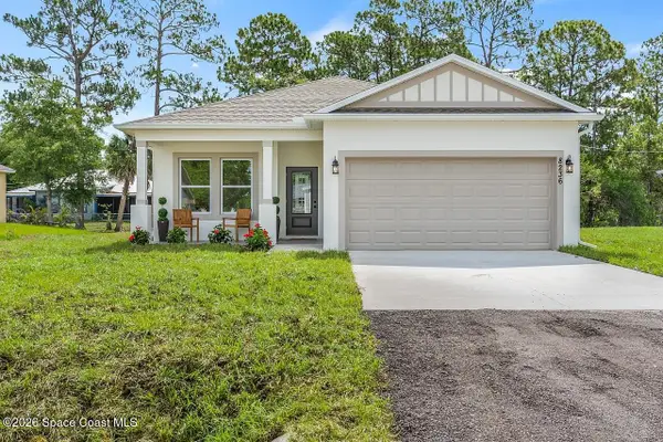 8236 104th Court, Vero Beach, FL 32967