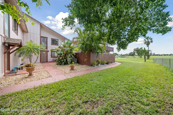 1518 E Minutemen Causeway E #16, Cocoa Beach, FL 32931