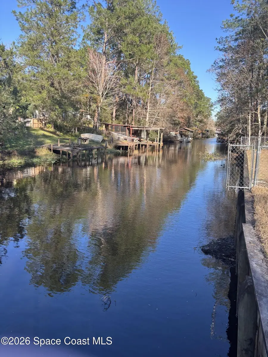 102 Finnigan Road, Satsuma, FL 32189 - #3