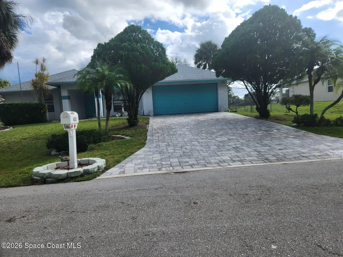 622 Altona Street Nw, Palm Bay, FL 32907 - #1