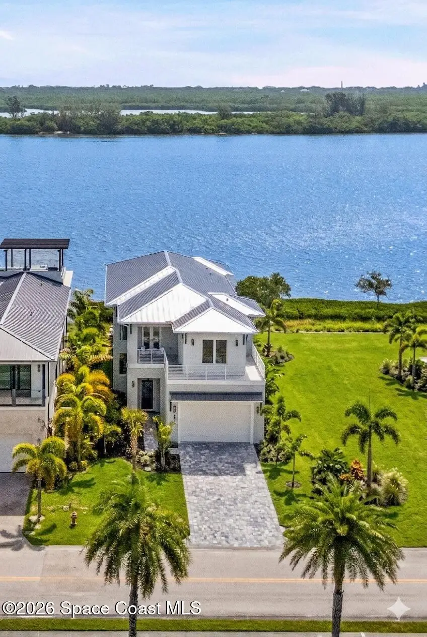 4842 S Harbor Drive, Vero Beach, FL 32967 - #1