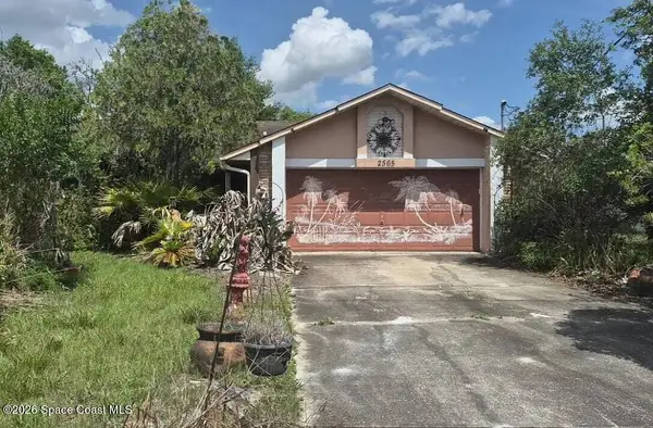 2565 E Dorchester Drive, Deltona, FL 32738