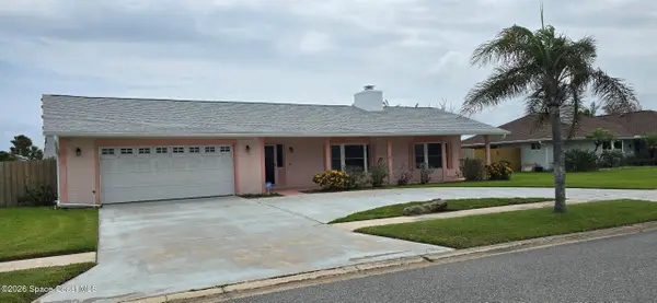 215 Dogwood Avenue, Melbourne Beach, FL 32951