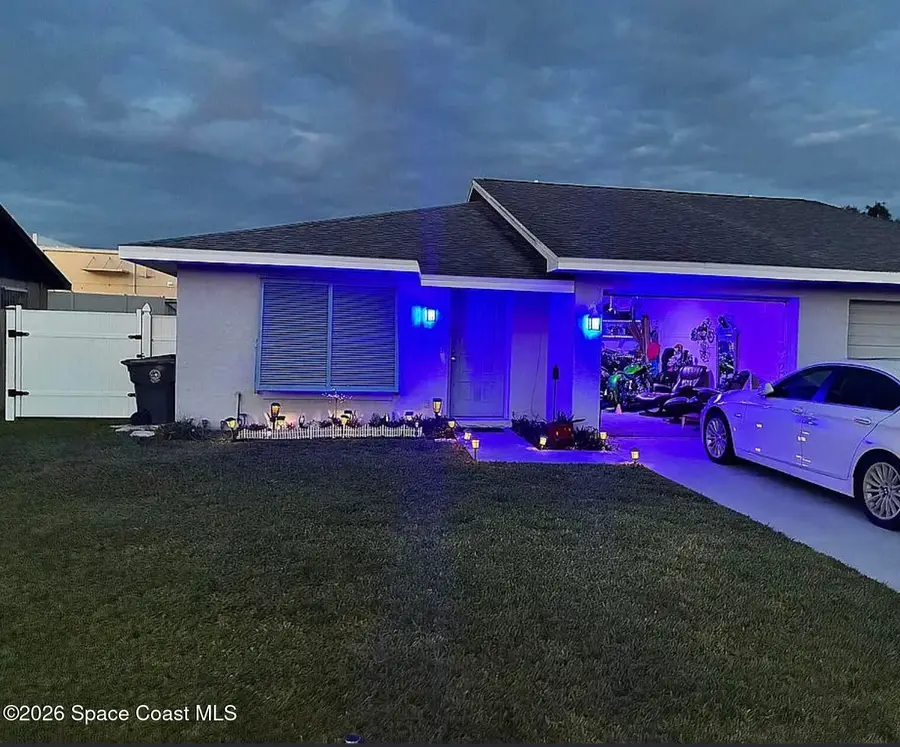 37 E Towne Place, Titusville, FL 32796 - #2