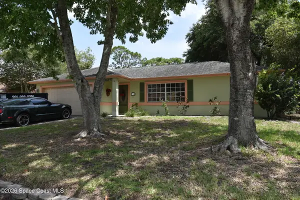 988 Hunt Street Nw, Palm Bay, FL 32907