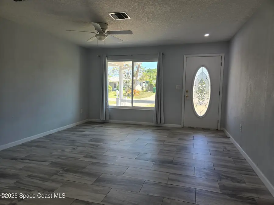 780 Mohawk Avenue, Melbourne, FL 32935 - #3