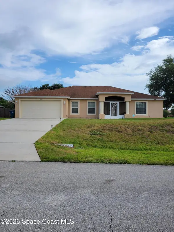1703 Valcourt Street Nw, Palm Bay, FL 32907