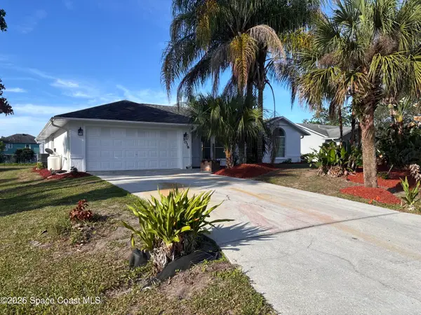 1038 Lynbrook Street Nw, Palm Bay, FL 32907