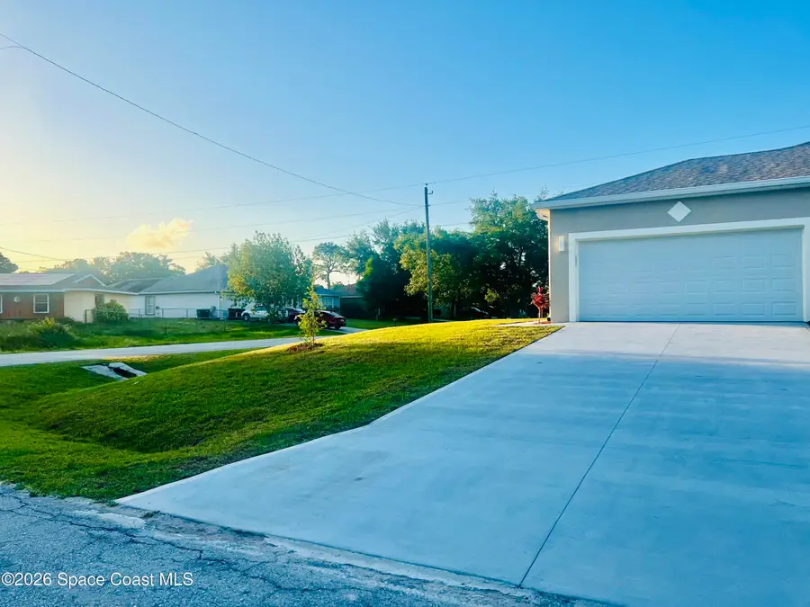 401 Homestead Avenue Ne, Palm Bay, FL 32907 - #3