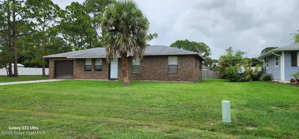 839 Custer Street Nw, Palm Bay, FL 32907