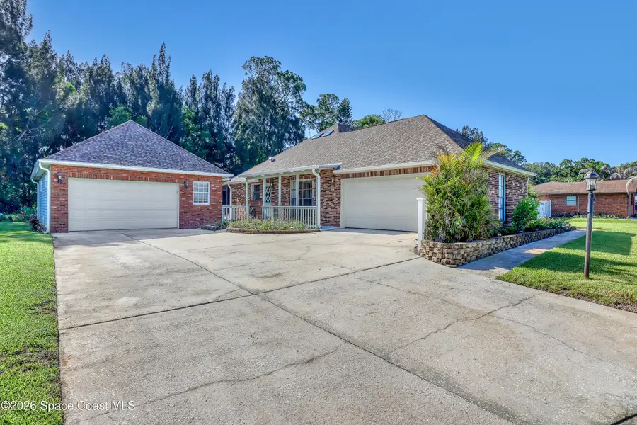 664 Manor Place, Melbourne, FL 32904 - #2