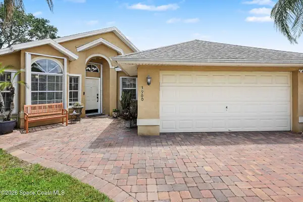 3900 Saint Armens Circle, Melbourne, FL 32934