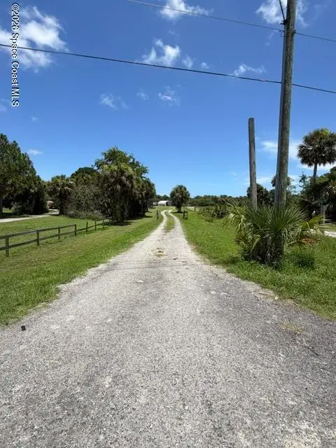 4028 Emmanuel Lane, Mims, FL 32754