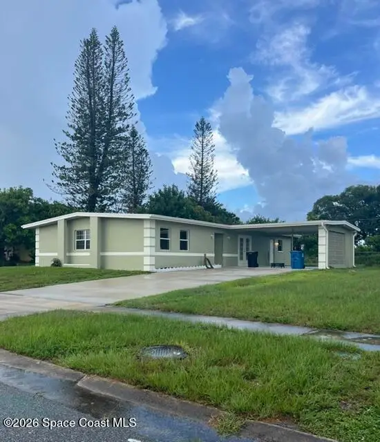 777 James Circle Ne, Palm Bay, FL 32905