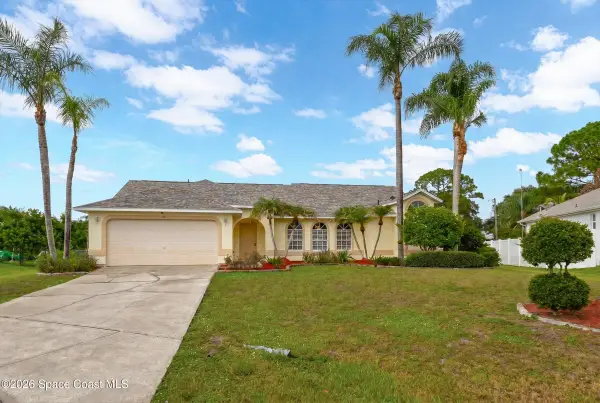 541 Tuttle Court Se, Palm Bay, FL 32909