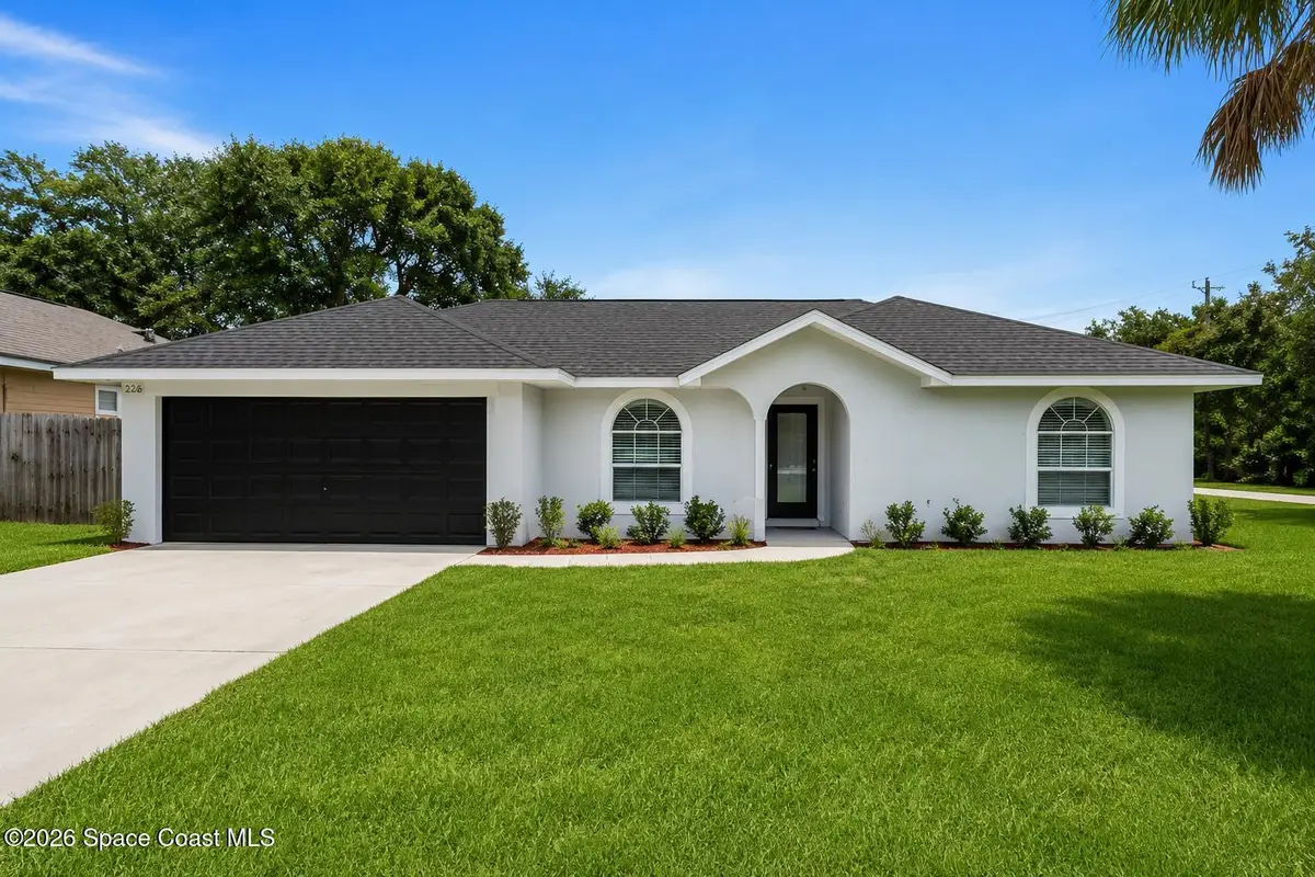 226 12th Street Sw, Vero Beach, FL 32962 - #1