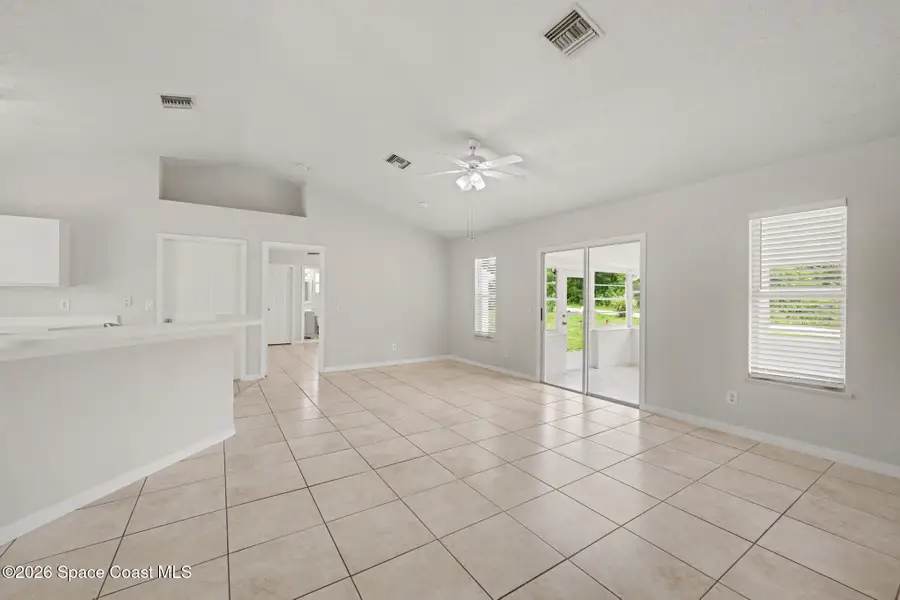 226 12th Street Sw, Vero Beach, FL 32962 - #2
