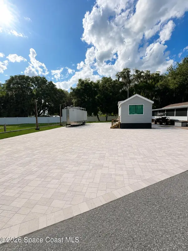 25091 NE 143rd Place, Fort McCoy, FL 32134