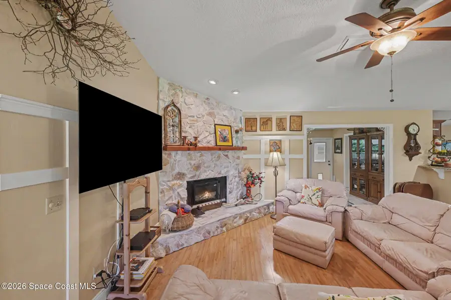 1810 Whispering Oaks Circle, Melbourne, FL 32934 - #3