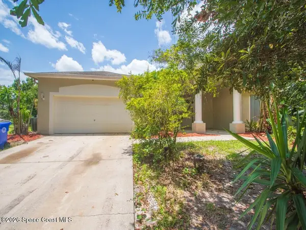 4655 52nd Avenue, Vero Beach, FL 32967