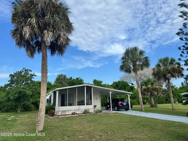 7590 Blackhawk Road, Micco, FL 32976