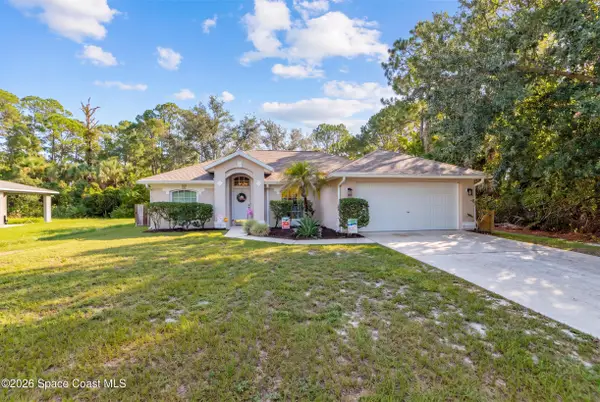 585 Sea Fury Avenue Sw, Palm Bay, FL 32908