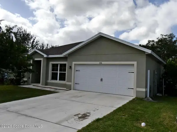 5376 Oakland Lake Circle, Fort Pierce, FL 34951