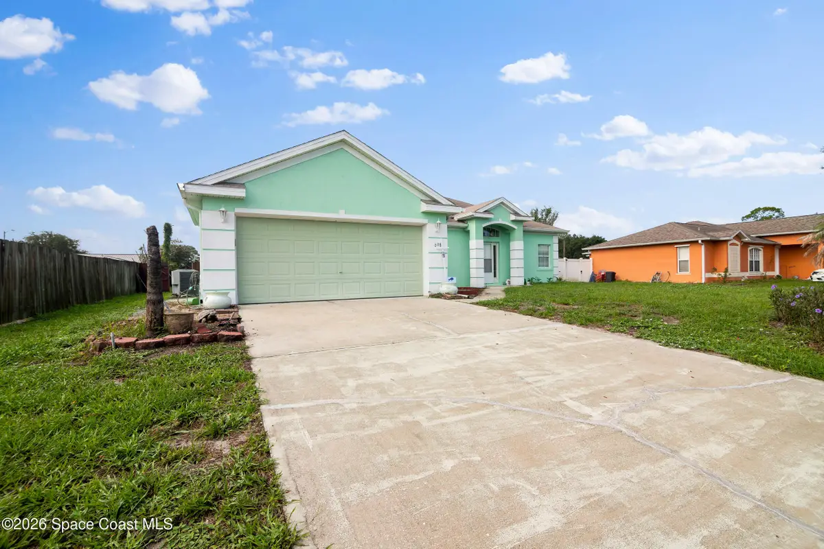 698 Thuringer Street Nw, Palm Bay, FL 32907 - #1