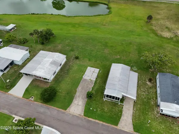5004 Santa Anna Avenue, Titusville, FL 32780