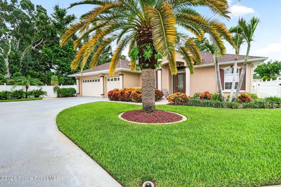 2622 Canary Isles Drive, Melbourne, FL 32901 - #2