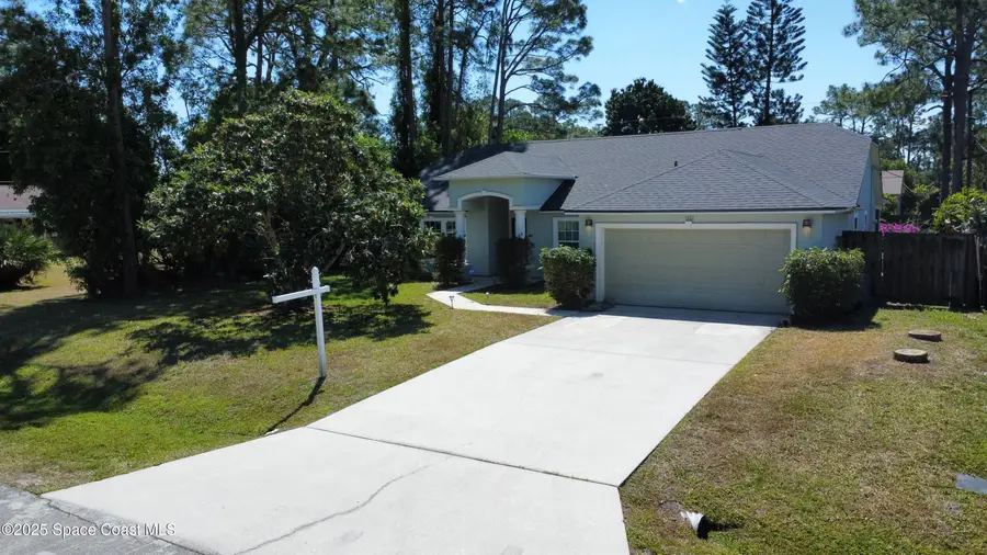 1422 Kaslo Circle Nw, Palm Bay, FL 32907 - #3