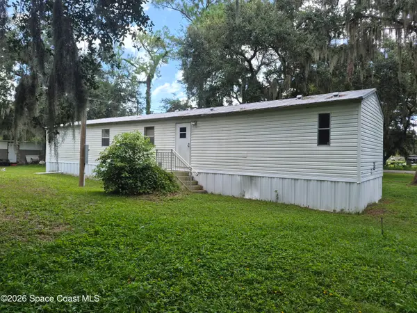 2472 Kingswood Drive, Mims, FL 32754