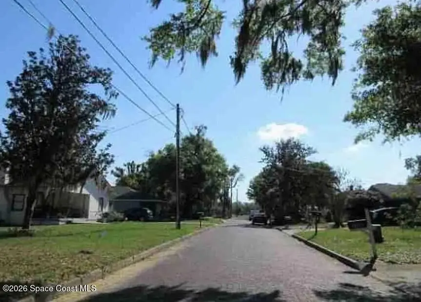 1123 W Walnut Street, Lakeland, FL 33815 - #2